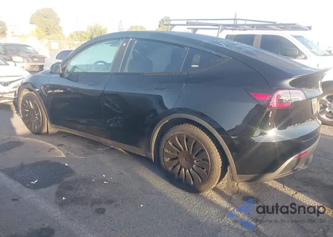 2021 Tesla Model Y Long Range Dual Motor All-Wheel Drive from USA, damaged, VIN 5YJYGAEE3MF159742